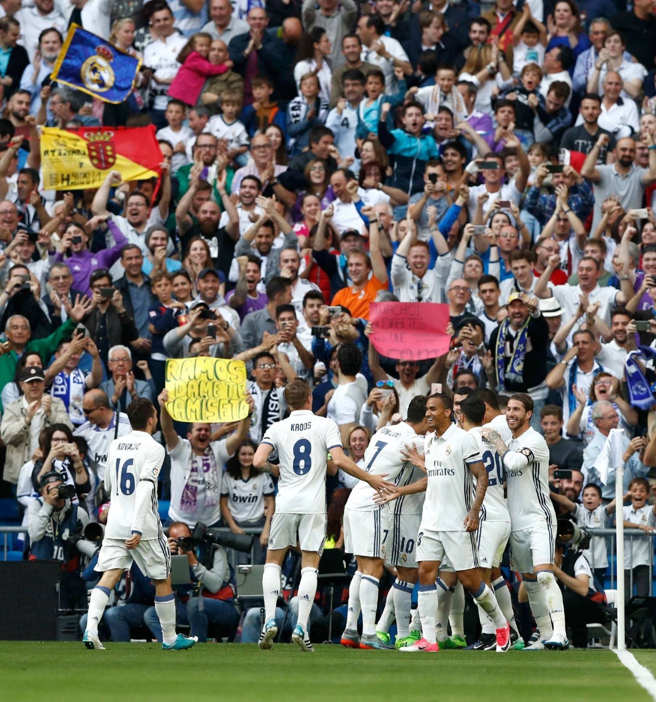 更是阵容化 更是阵容化