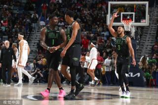 这使他在众 这使他在众