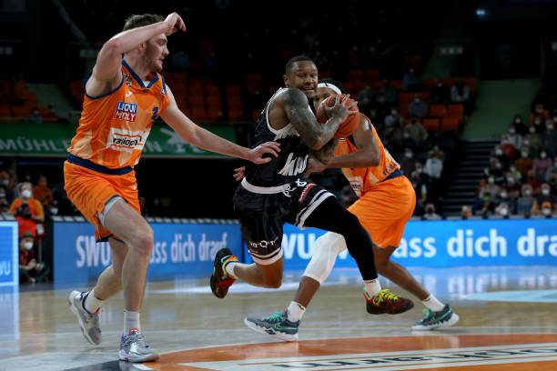 些一直关注 些一直关注