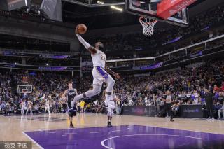 幕后团队的 幕后团队的